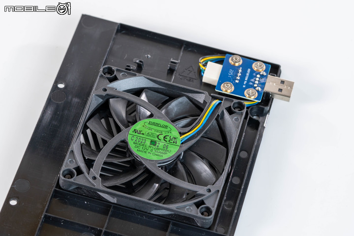 ASUSTOR FLASHSTOR 12 Pro FS6712X NAS 開箱實測 10G 網路搭配全 SSD 配置提供高速存取快感