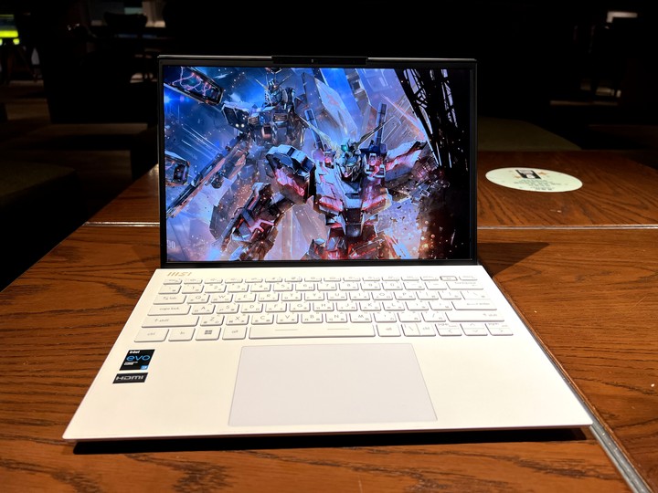 MSI Prestige 13Evo A13M-086TW 開箱心得