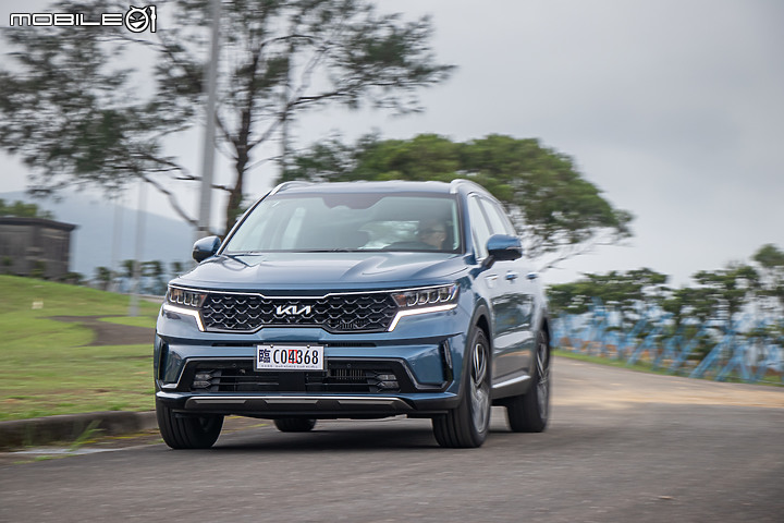 Kia Sorento 渦輪油電試駕|招牌大菜準備上桌!