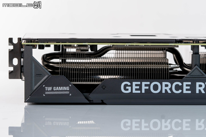 華碩 TUF GeForce RTX 4060 Ti O8G GAMING 顯示卡開箱實測 小顯卡裝大風扇真的有幫助?