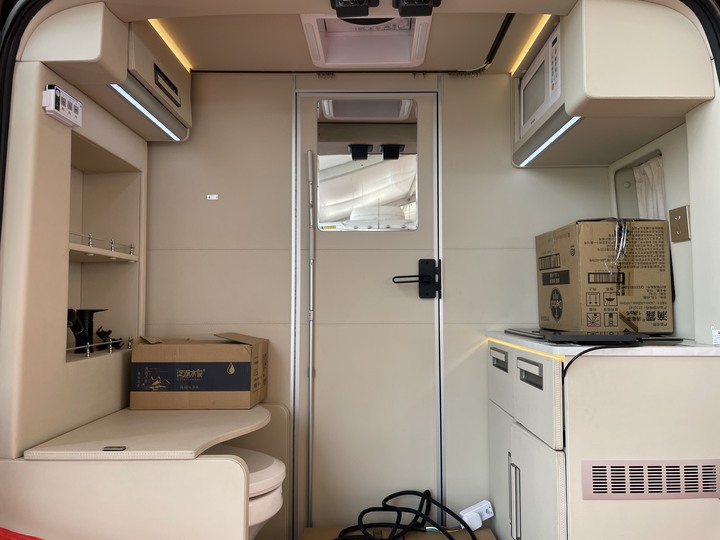 參觀上海國際房車旅遊博覽會 (露營車)