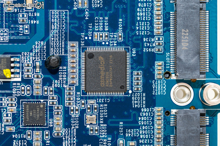 ASUSTOR FLASHSTOR 12 Pro FS6712X NAS 開箱實測 10G 網路搭配全 SSD 配置提供高速存取快感