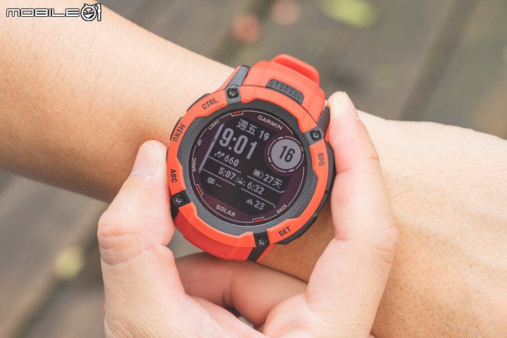 Garmin INSTINCT 2X Solar 本我系列錶款開箱｜首度導入LED手電筒、高CP值探險鉅作！