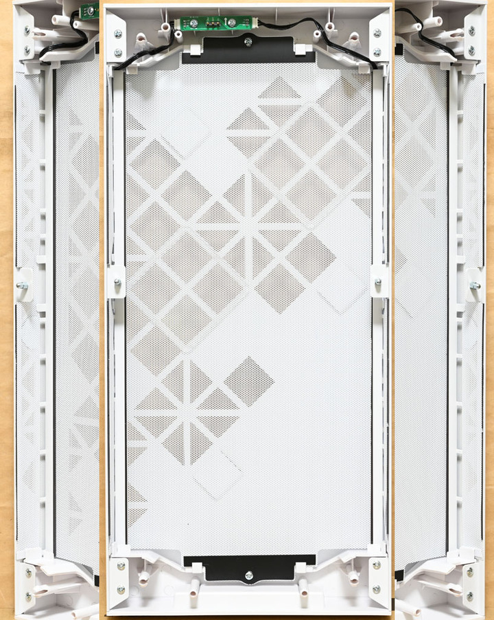 點我看大圖 Bitfenix Tracery ARGB機殼開箱