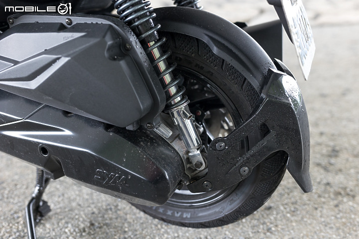 SYM JET SL TCS 試駕｜強化安全不漲價 升級就在細節裡