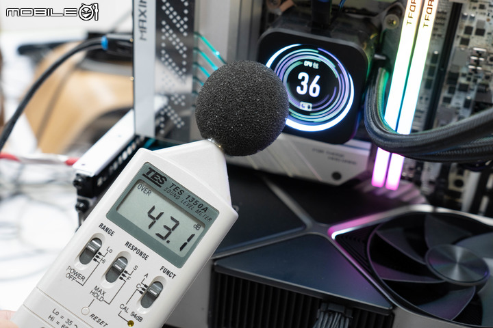 CORSAIR iCUE H150i ELITE LCD XT 360 AIO 水冷散熱器 以更高解熱能力持續穩定效能輸出