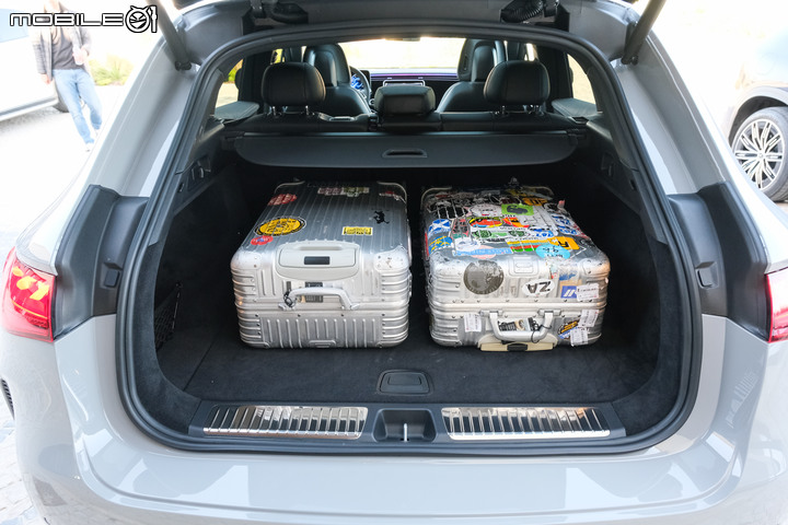 Mercedes-EQ EQE 350 4MATIC SUV 葡萄牙試駕|更有魅力的主流級距,電力效能更為升級!