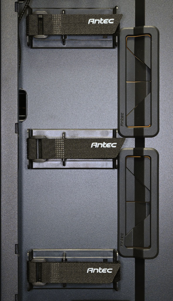 點我看大圖 Antec Performance 1機殼開箱