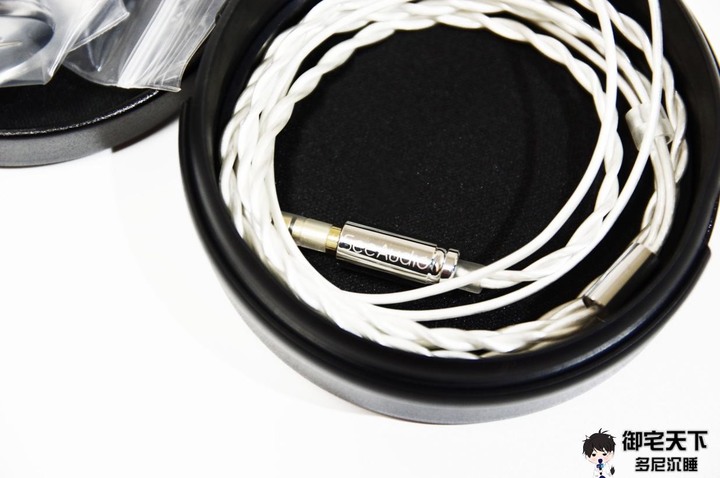 開箱｜SeeAudio YUME II 入耳式耳機 - 圈鐵混合三單元，質感與音質全新詮釋！