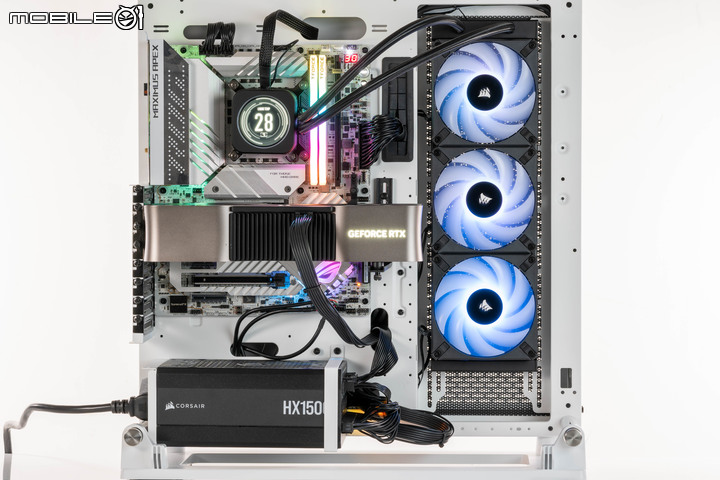 CORSAIR iCUE H150i ELITE LCD XT 360 AIO 水冷散熱器 以更高解熱能力持續穩定效能輸出