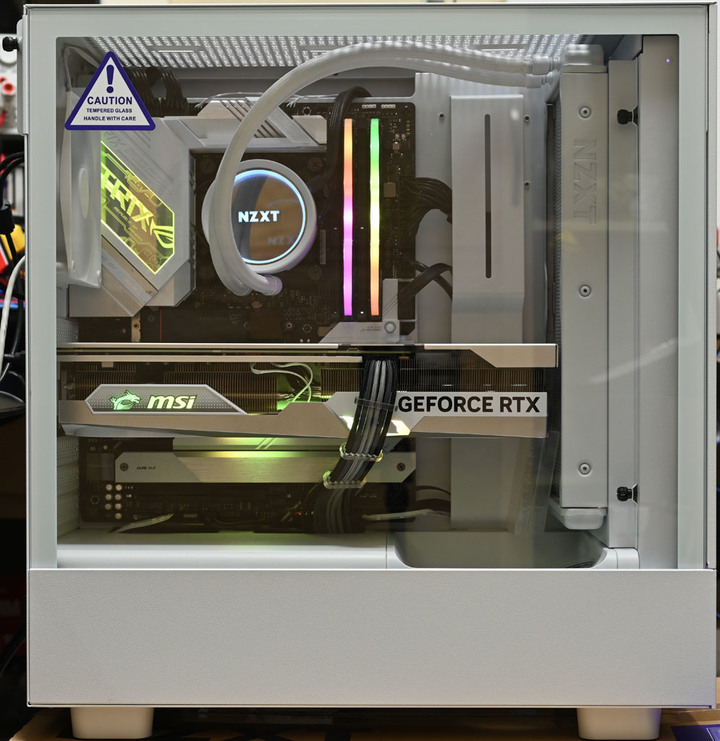 NZXT H5 FLOW RGB機殼開箱