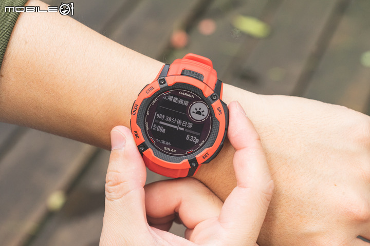 Garmin INSTINCT 2X Solar 本我系列錶款開箱｜首度導入LED手電筒、高CP值探險鉅作！