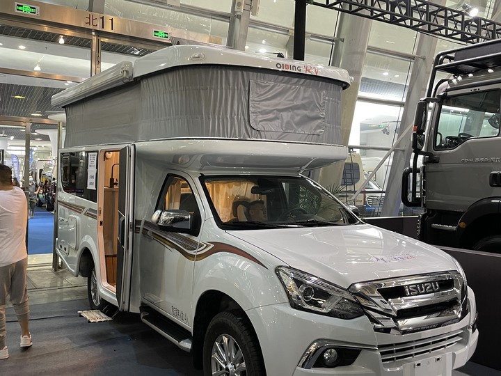 參觀上海國際房車旅遊博覽會 (露營車)