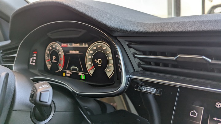 雙重感受一次滿足 - Audi Q系列暨 e-tron 越野駕馭體驗營