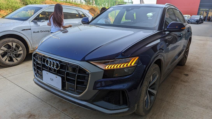 雙重感受一次滿足 - Audi Q系列暨 e-tron 越野駕馭體驗營