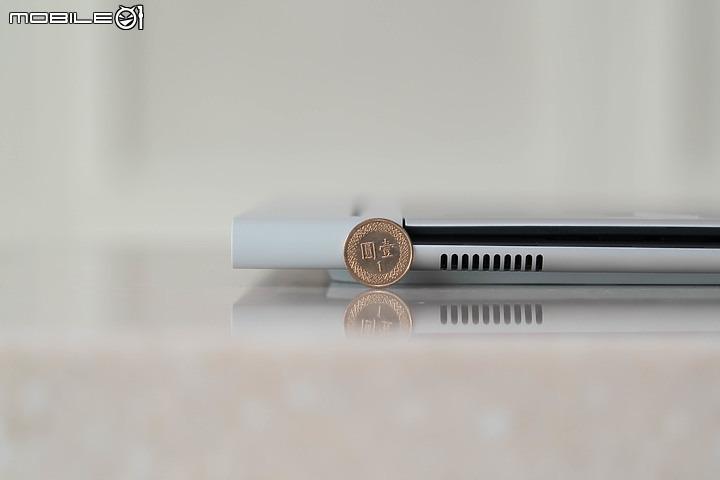 Alienware X14 R2 電競筆電體驗｜極致纖薄與科幻設計的交會！
