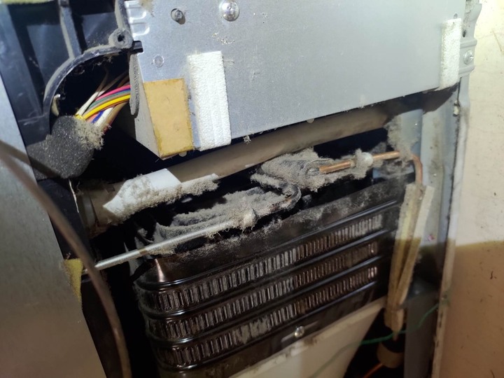 台灣惠而浦Whirlpool 冰箱型號:WDT218G(請求維修若原廠料件以停產)