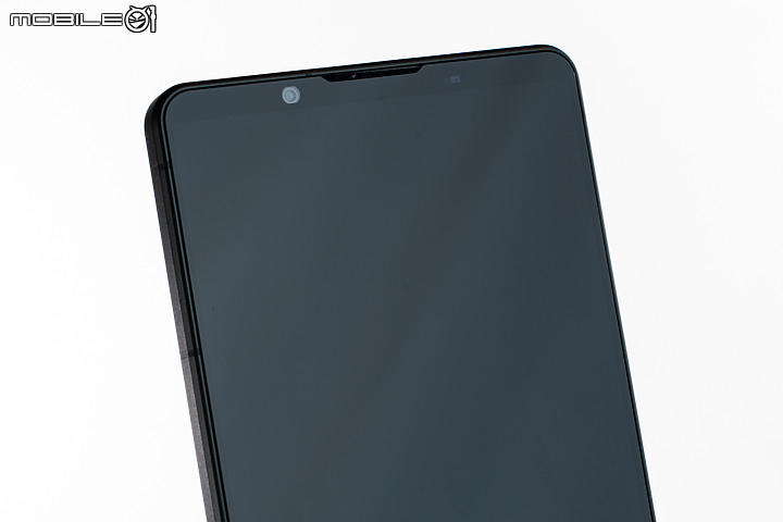 Sony Xperia 1 V初步體驗｜變化存同求異、不走大底更有α味！