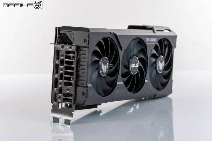 華碩 TUF GeForce RTX 4060 Ti O8G GAMING 顯示卡開箱實測 小顯卡裝大風扇真的有幫助?
