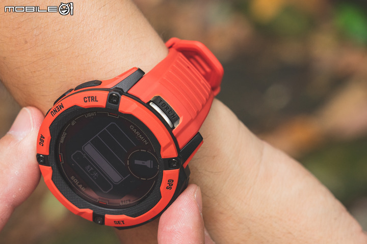 Garmin INSTINCT 2X Solar 本我系列錶款開箱|首度導入LED手電筒、高CP值探險鉅作!