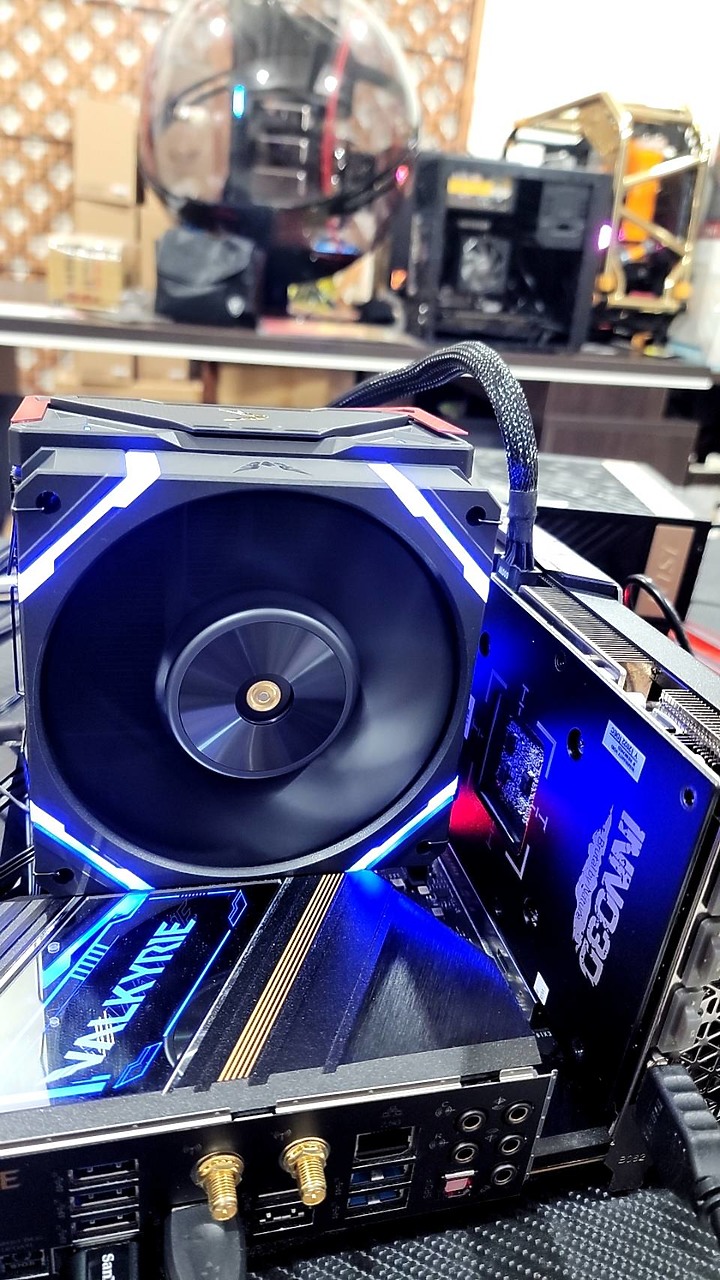 MEG AI1300P PCIE 5.0 微星旗艦級電源供應器？Why I Say Yesss?