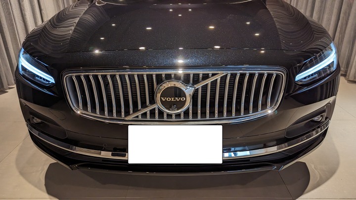 (2025/1/11可使用有線Android Auto) 公主、夫人, 今晚你想坐豪華經濟艙去哪裡-Volvo S90 B4 Inscription正式開箱 - 含外觀/內裝/功能及Android Automotive介紹