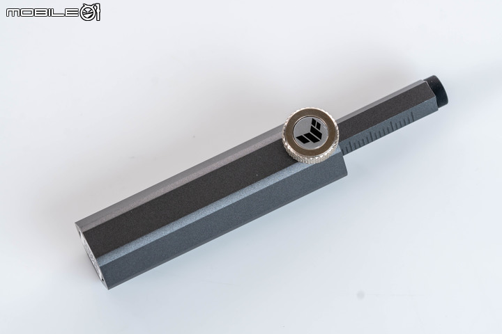 華碩 TUF GeForce RTX 4060 Ti O8G GAMING 顯示卡開箱實測 小顯卡裝大風扇真的有幫助?