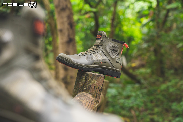 PALLADIUM PAMPA LITE+ MATRYX纖維尼龍靴開箱|單支重量僅300克?軍靴也能如此輕盈!