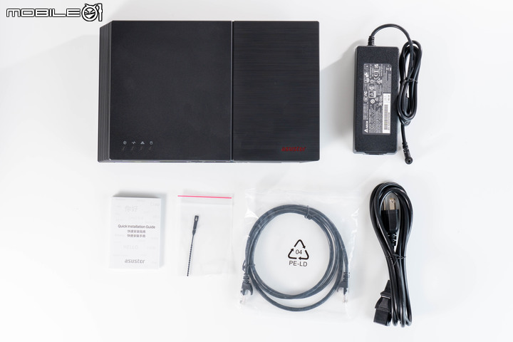 ASUSTOR FLASHSTOR 12 Pro FS6712X NAS 開箱實測 10G 網路搭配全 SSD 配置提供高速存取快感