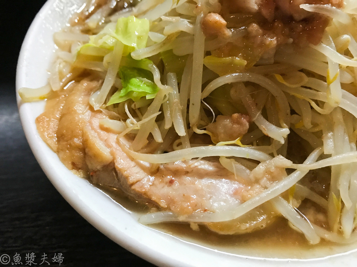 【美食。食記】神奈川 住吉 漆黑無招牌二郎系百名店 豚星