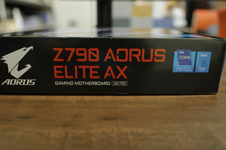 萬元內的誠意之作。由不可描述的 GIGABYTE 技嘉科技 帶來的 【Z790 AORUS ELITE AX】高品質主機板