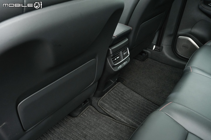 MG HS 2.0 / Ford Kuga ST-Line / Toyota RAV4 Adventure 集體評比|整體表現更全面的中流砥柱!