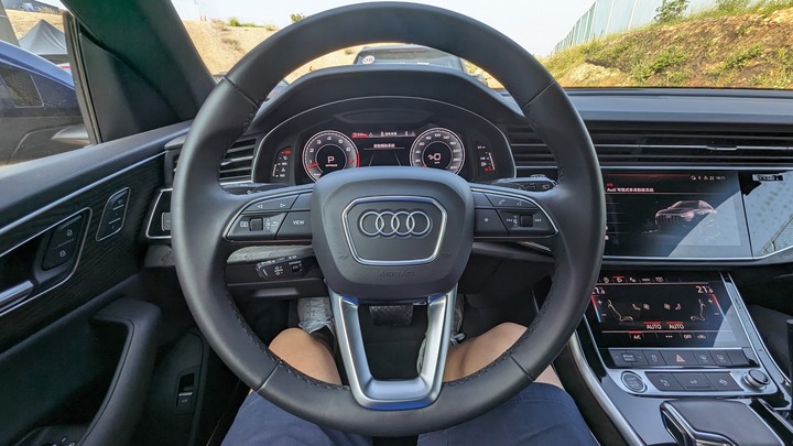 雙重感受一次滿足 - Audi Q系列暨 e-tron 越野駕馭體驗營
