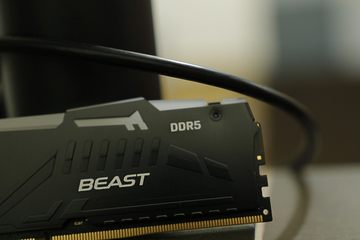萬元內的誠意之作。由不可描述的 GIGABYTE 技嘉科技 帶來的 【Z790 AORUS ELITE AX】高品質主機板
