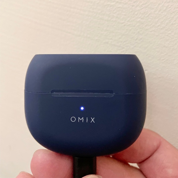 【開箱文】OMIX霧光美型 真無線藍牙耳機 OM5 高貴不貴平價頂配！
