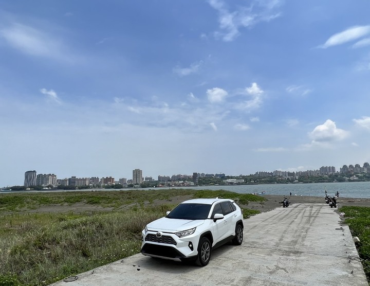 2023年RAV4汽油旗艦版微開箱