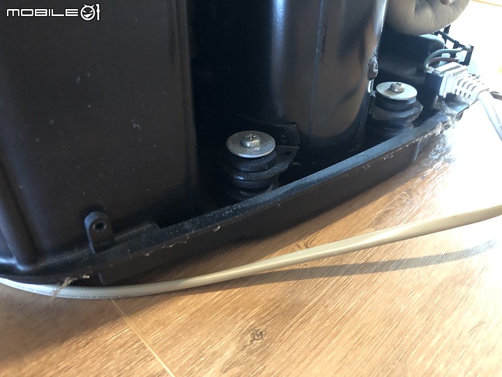 點我看大圖 三菱除濕機 MJ-E175AF-TW DIY 保養(圖多慎入)