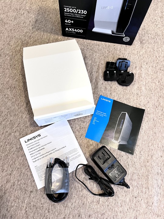 終於開箱LINKSYS e9450