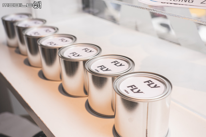 【採訪】CAFE!N x HOKA期間限定店台北登場 視覺化的Q彈腳感！