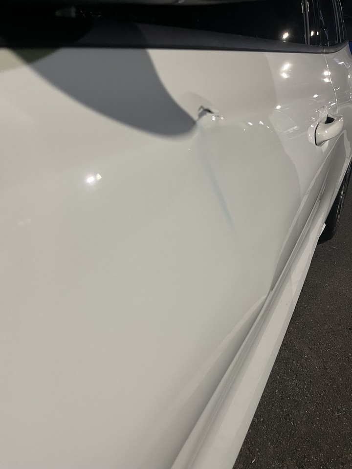停車在路邊被破壞