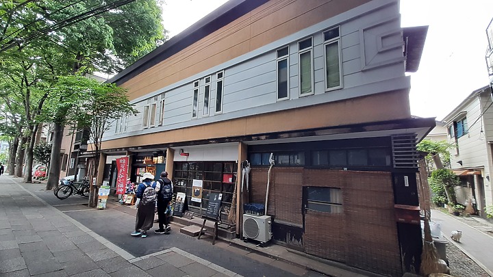 2023 日本東京 8天7夜 (2023/4/23 ~ 4/30) 4/24 第二天 都電荒川電車線+巢鴨商店街+鬼子母神堂+早稻田大學