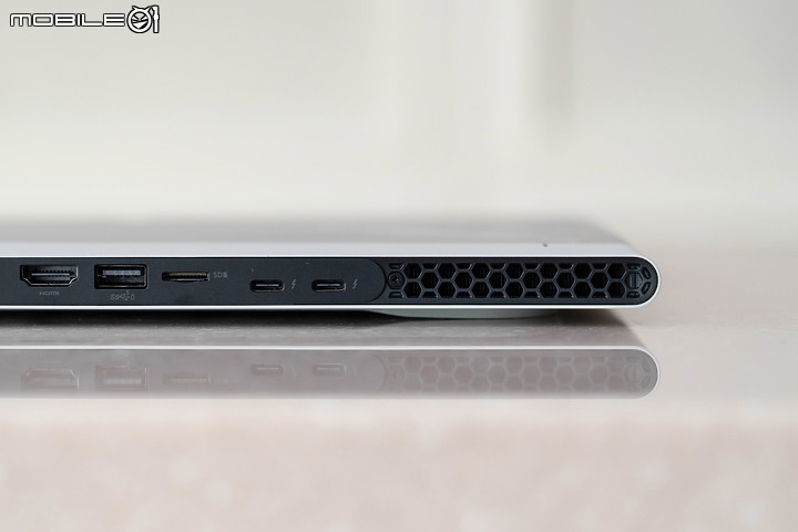 Alienware X14 R2 電競筆電體驗｜極致纖薄與科幻設計的交會！