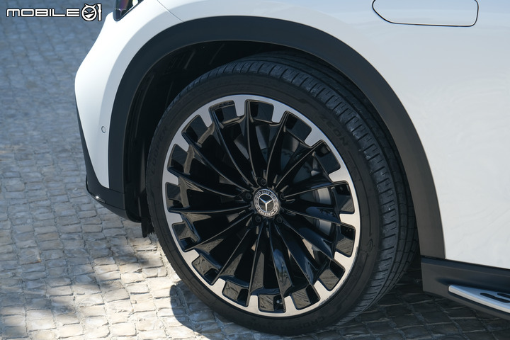 Mercedes-EQ EQE 350 4MATIC SUV 葡萄牙試駕|更有魅力的主流級距,電力效能更為升級!