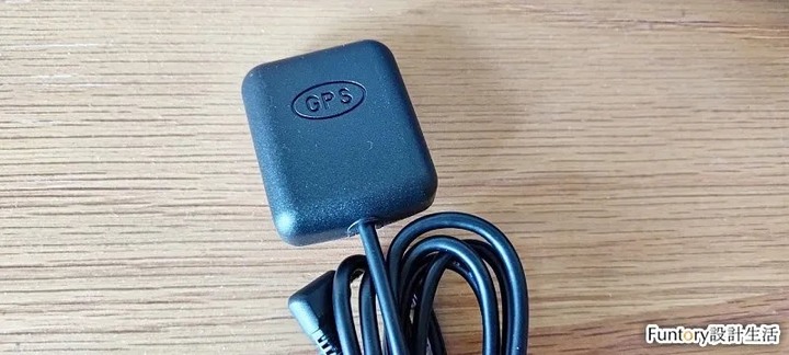 [開箱] abee R120 快譯通電子後視鏡評測@一機多用行車紀錄器使用心得