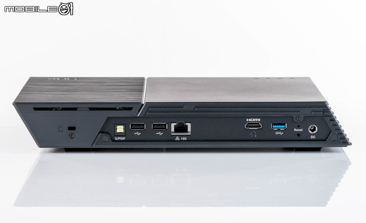 ASUSTOR FLASHSTOR 12 Pro FS6712X NAS 開箱實測 10G 網路搭配全 SSD 配置提供高速存取快感