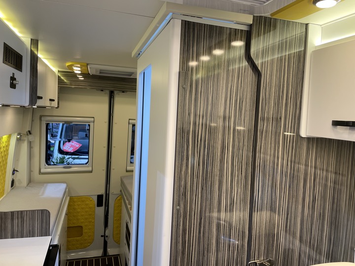 參觀上海國際房車旅遊博覽會 (露營車)