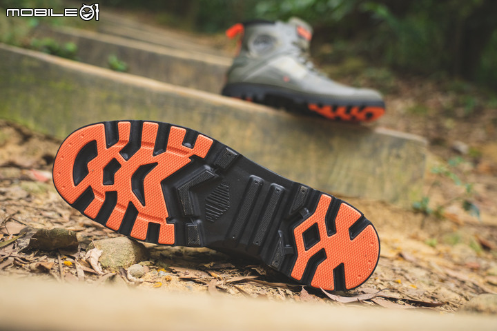 PALLADIUM PAMPA LITE+ MATRYX纖維尼龍靴開箱|單支重量僅300克?軍靴也能如此輕盈!