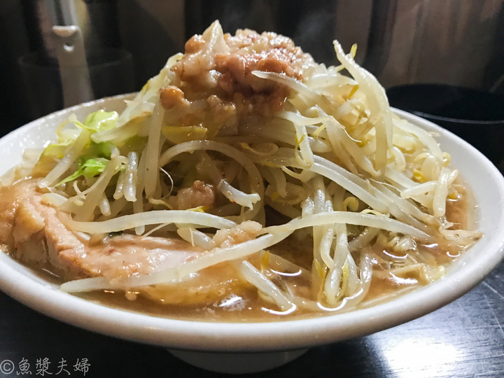 【美食。食記】神奈川 住吉 漆黑無招牌二郎系百名店 豚星
