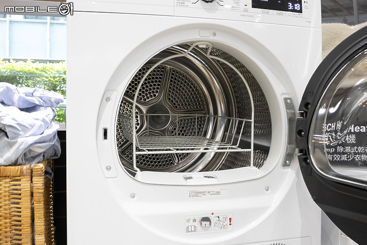 BOSCH Heat Pump 速效乾衣機｜解決衣物收曬困擾，梅雨季來了也不怕！