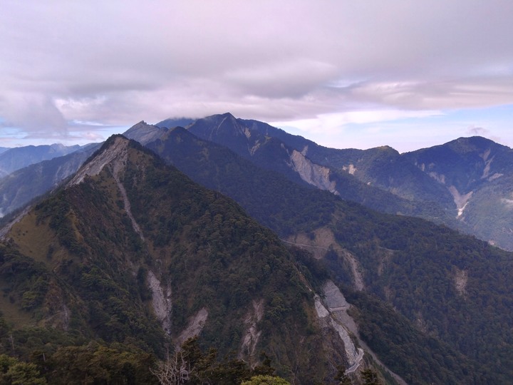 [問路]關山嶺山途中的叉路通哪？